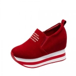 FreeRun Women's Fashion Casual Atheletic Nubuck Anti-Slip Slip-On Running Shoes(7.5 B(M)US,red)